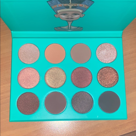 BNIB Nubian by Juvia’s - Picture 1 of 2